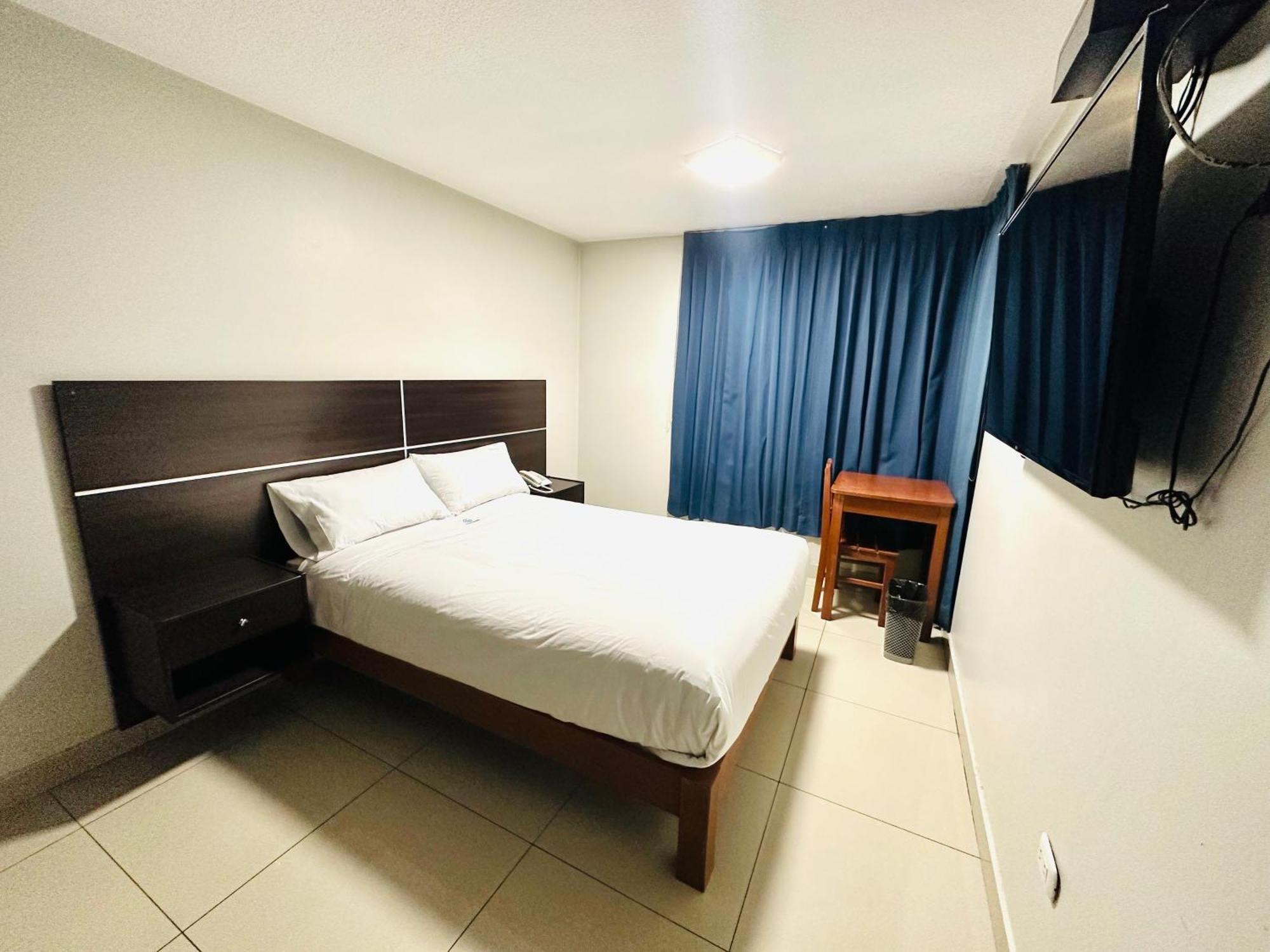 Oq Mirador Classic - Airport Hotel Arequipa Eksteriør billede